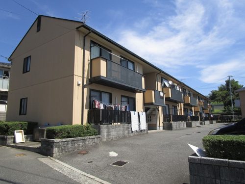 広島市安佐南区祇園4丁目の賃貸アパート<br>静かな環境で子育てをされたい方にも向いた3ＤＫから2ＬＤＫへのリノベーション物件<br>徒歩圏内にはコンビニ・スーパー・イオンモール等が揃っているので便利な好立地です