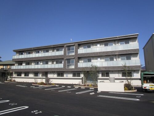 広島市安佐南区東原3丁目の賃貸マンション<br>利便施設が徒歩圏内に揃っておりネット使用料は無料の2LDK物件<br>上下階の騒音を軽減する高遮音床なのでお子様連れ世帯向きです 広島市安佐南区東原3丁目の賃貸マンション<br>利便施設が徒歩圏内に揃っておりネット使用料は無料の2LDK物件<br>上下階の騒音を軽減する高遮音床なのでお子様連れ世帯向きです