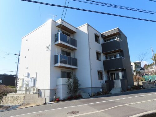 広島市安佐南区祇園5丁目の賃貸マンション<br>イオンモールが徒歩5分の位置が魅力でネット使用料は無料の1LDK物件<br>室内は上下階の遮音性が高く2人入居でもゆったりと過ごせる広さです 広島市安佐南区祇園5丁目の賃貸マンション<br>イオンモールが徒歩5分の位置が魅力でネット使用料は無料の1LDK物件<br>室内は上下階の遮音性が高く2人入居でもゆったりと過ごせる広さです