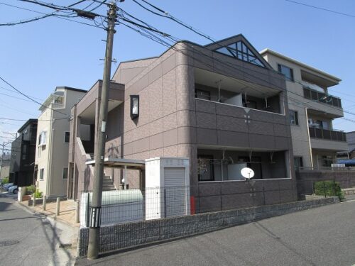 広島市安佐南区西原8丁目の賃貸アパート<br>アストラムライン西原駅まで徒歩4分の近さで通勤に便利なシングル物件<br>利便施設も多くが徒歩圏内に揃っていおり嬉しい環境です 広島市安佐南区西原8丁目の賃貸アパート<br>アストラムライン西原駅まで徒歩4分の近さで通勤に便利なシングル物件<br>利便施設も多くが徒歩圏内に揃っていおり嬉しい環境です