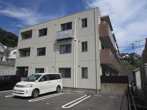 広島市安佐南区山本7丁目の賃貸マンション<br>使い方次第では光熱費を軽減可能なオール電化の2ＬＤＫ物件<br>最寄のバス停からは市内中心部行のバスが走っています