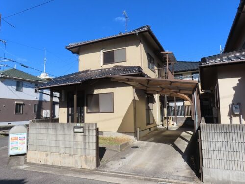 広島市安佐南区西原9丁目の賃貸戸建<br>アストラム駅とＪＲ駅が徒歩圏内で通勤・通学に便利な4ＤＫ物件<br>自転車を走らせれば少し距離のあるイオンモールも楽々です