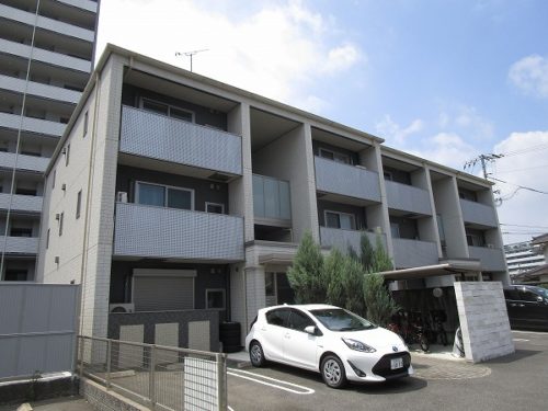 広島市安佐南区緑井5丁目の賃貸マンション<br>多くの利便施設が揃った緑井エリアなので転勤族さんに向いた2ＬＤＫ物件<br>使い方次第で光熱費を軽減可能なオール電化でＪＲ緑井駅まで徒歩3分は魅力です