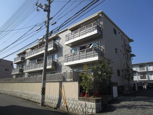 広島市安佐南区上安1丁目の賃貸マンション<br>アストラム安東駅まで徒歩4分でネット無料の2ＬＤＫ物件<br>室内は上下階の遮音に優れておりお子様連れ世帯向きです